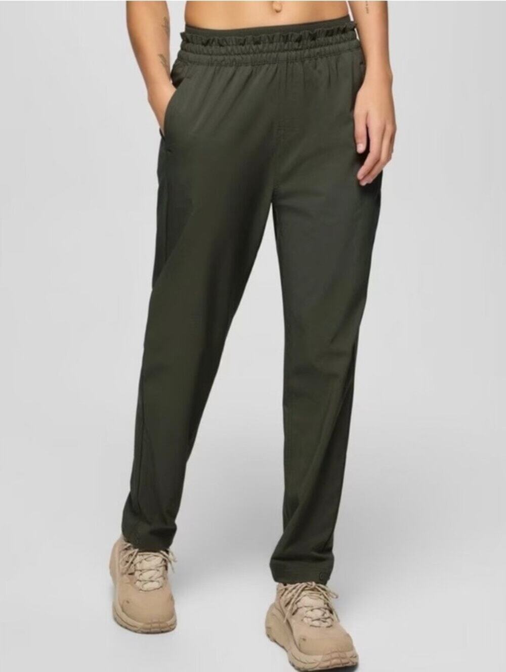 Prana Women's Sz L Wonderland Rocks Pants in Olive Green Pull-on Outdoors Comfy